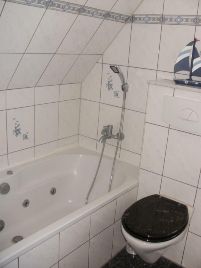 Apartment Monika Frechen Luaran gambar